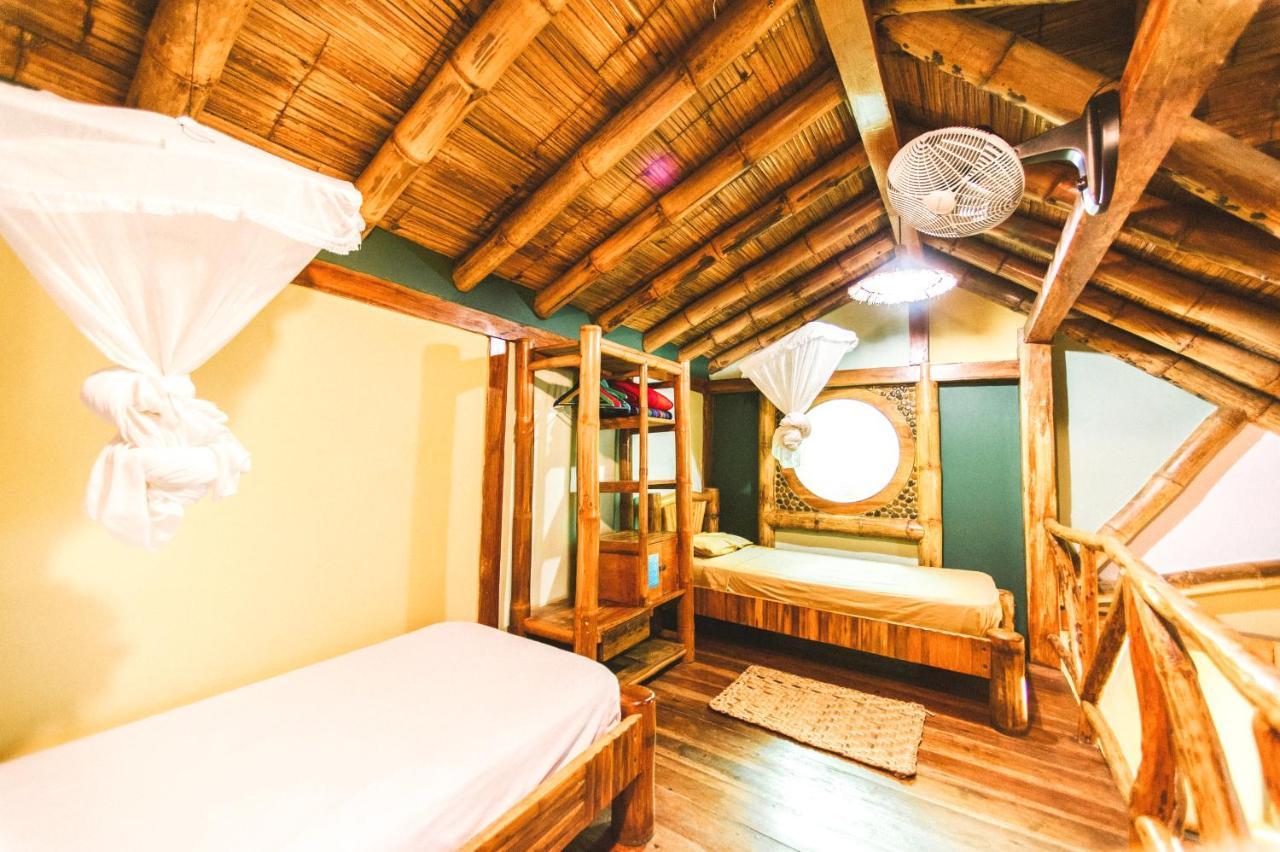 Balsa Surf Camp By Rotamundos Hotel Montanita Ngoại thất bức ảnh